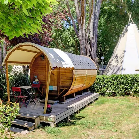 Team - De L'etang Du Pays Blanc Camping 3*