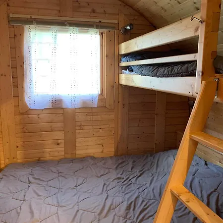 Team - De L'etang Du Pays Blanc Camping 3*