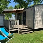 Campingplatz De L'etang Du Pays Blanc