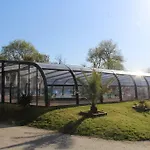 De L'etang Du Pays Blanc 3*