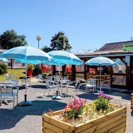 De L'etang Du Pays Blanc