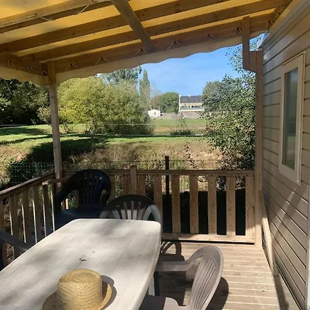Camping De L'etang Du Pays Blanc Guérande