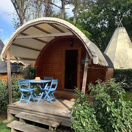De L'etang Du Pays Blanc Camping