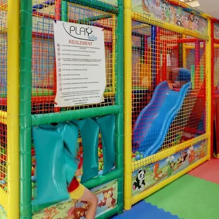 De L'etang Du Pays Blanc אתר קמפינג