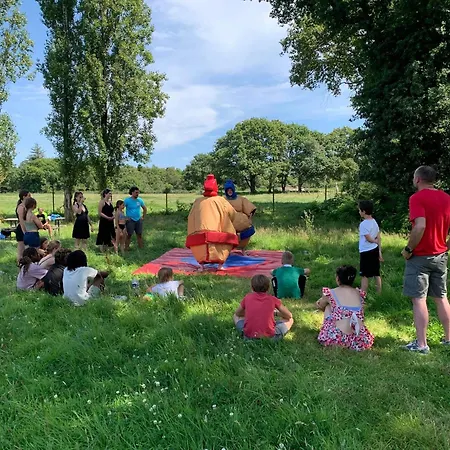 De L'etang Du Pays Blanc
