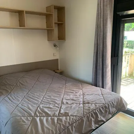 De L'etang Du Pays Blanc