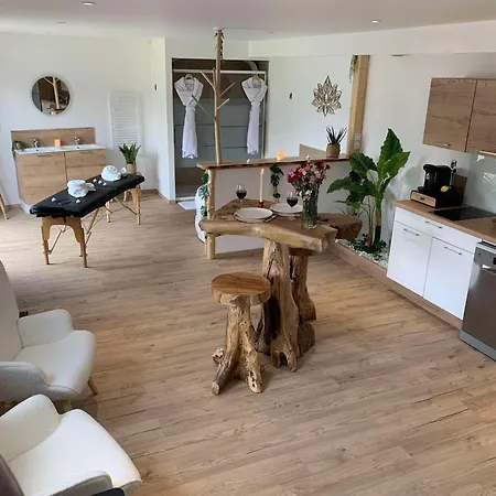 אתר קמפינג De L'etang Du Pays Blanc 3*