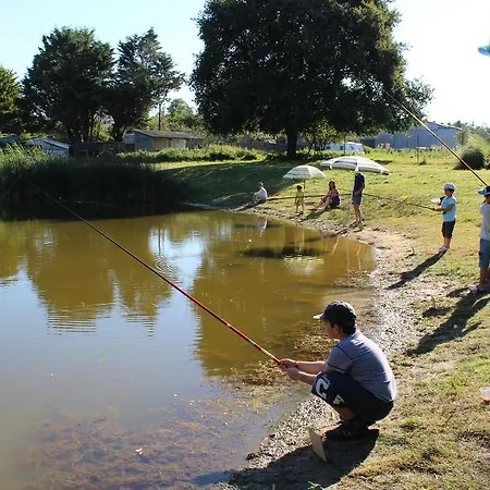 Camping De L'etang Du Pays Blanc Guérande