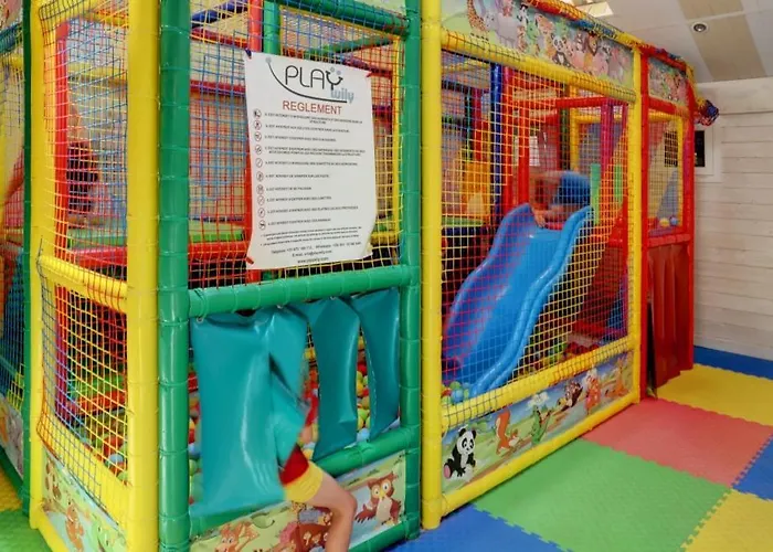 De L'etang Du Pays Blanc Parque de Campismo