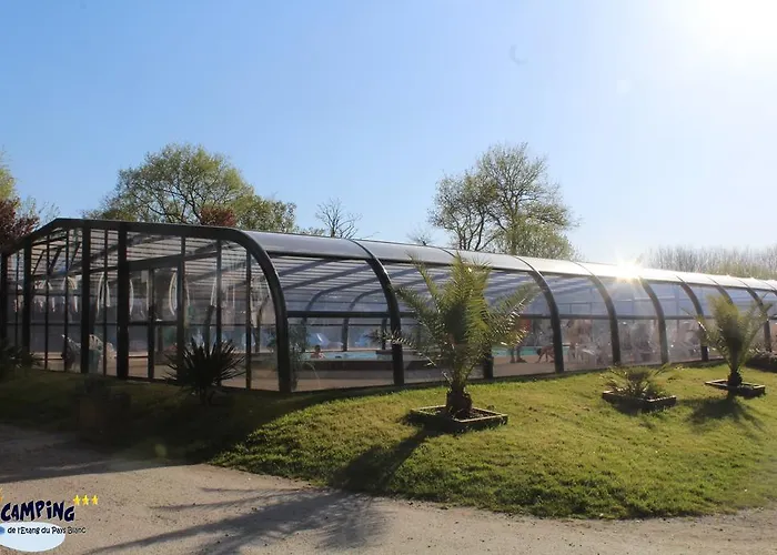 De L'etang Du Pays Blanc 3*